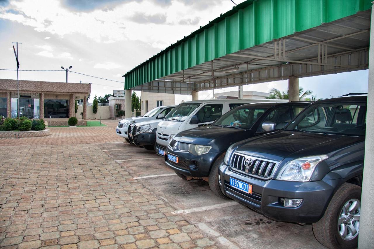 Complexe Hotelier Olympe Korhogo Kültér fotó