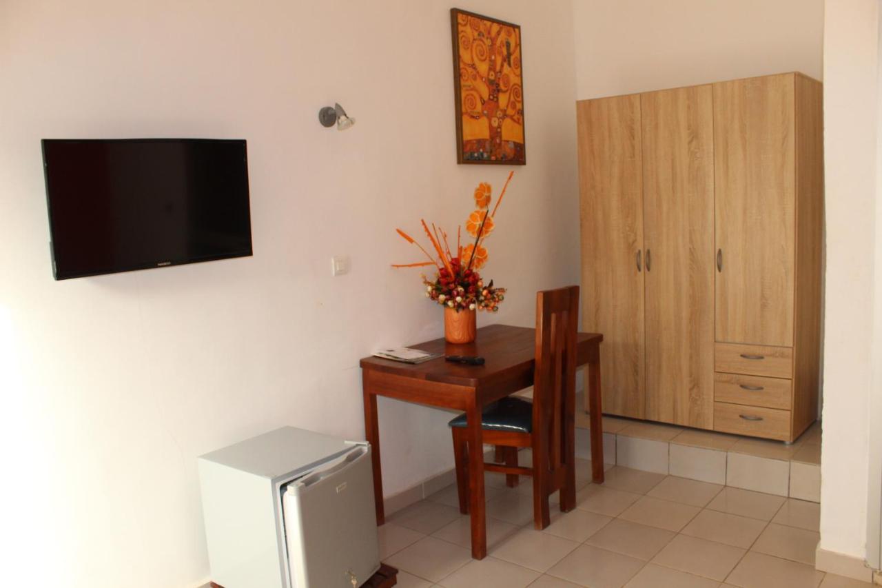 Complexe Hotelier Olympe Korhogo Kültér fotó